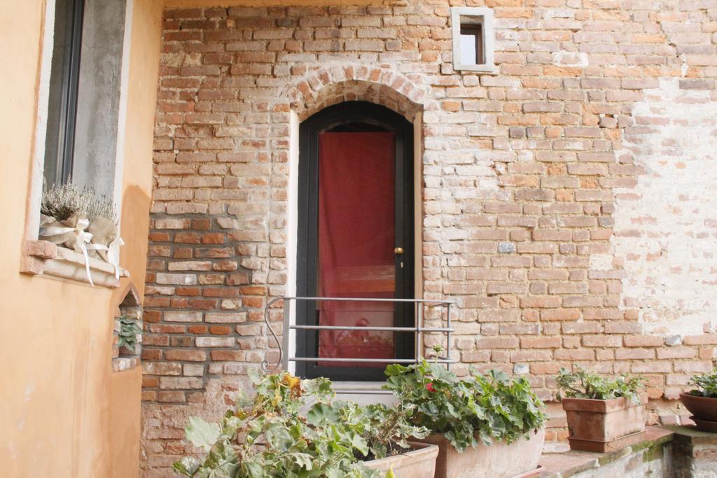 Borgo Archinto Apartment Robecco sul Naviglio Luaran gambar