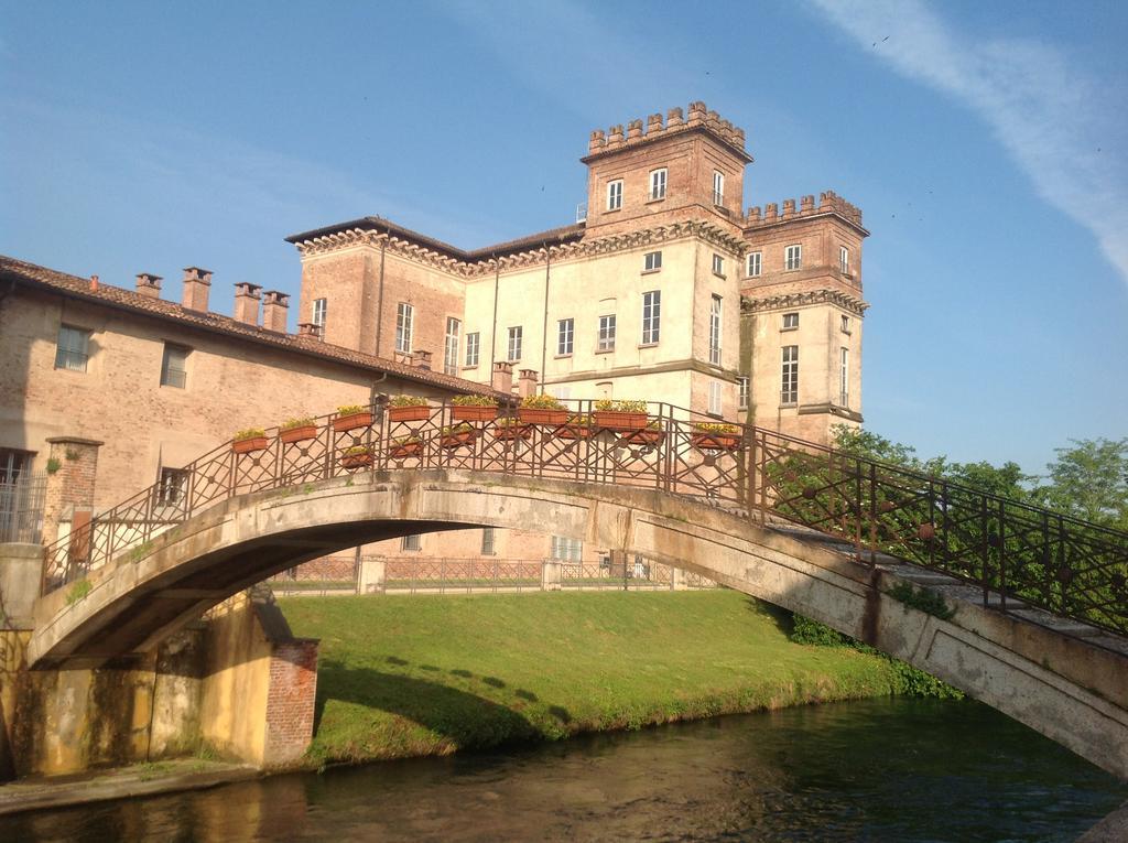Borgo Archinto Apartment Robecco sul Naviglio Luaran gambar